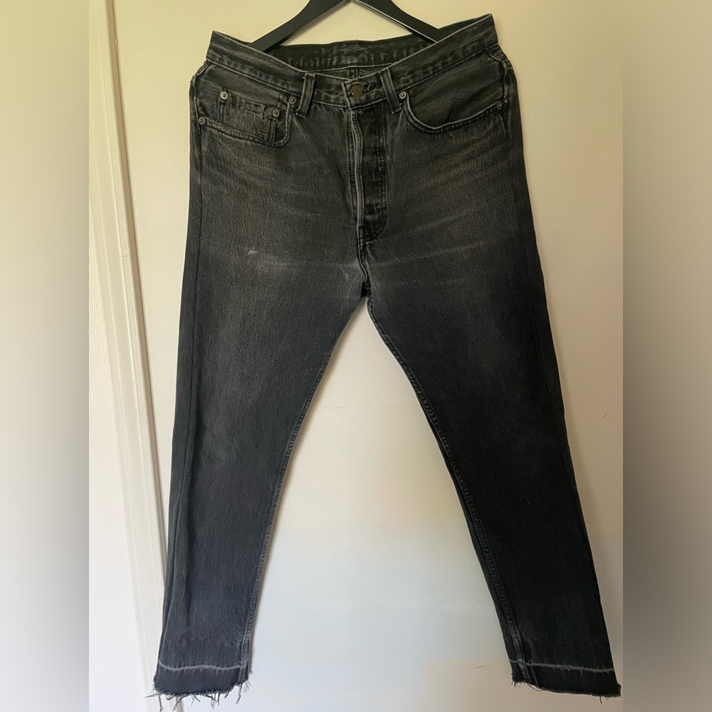 Levi’s Vintage 501 Ash Black Released Hem 32x29